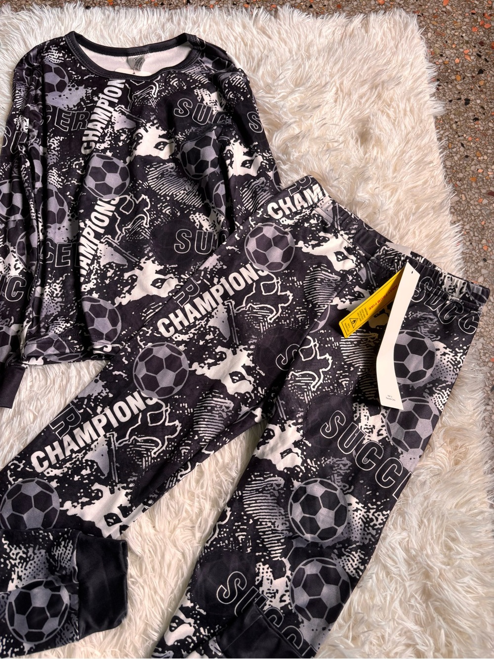 Champion Kids Black & White Soccer-Print pajamas